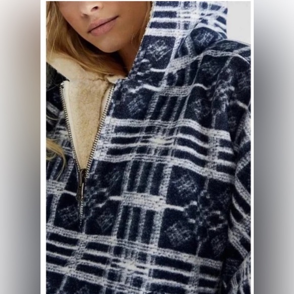 FREE PEOPLE Miss You Poncho ✌🏾🌻 - Picture 4 of 7